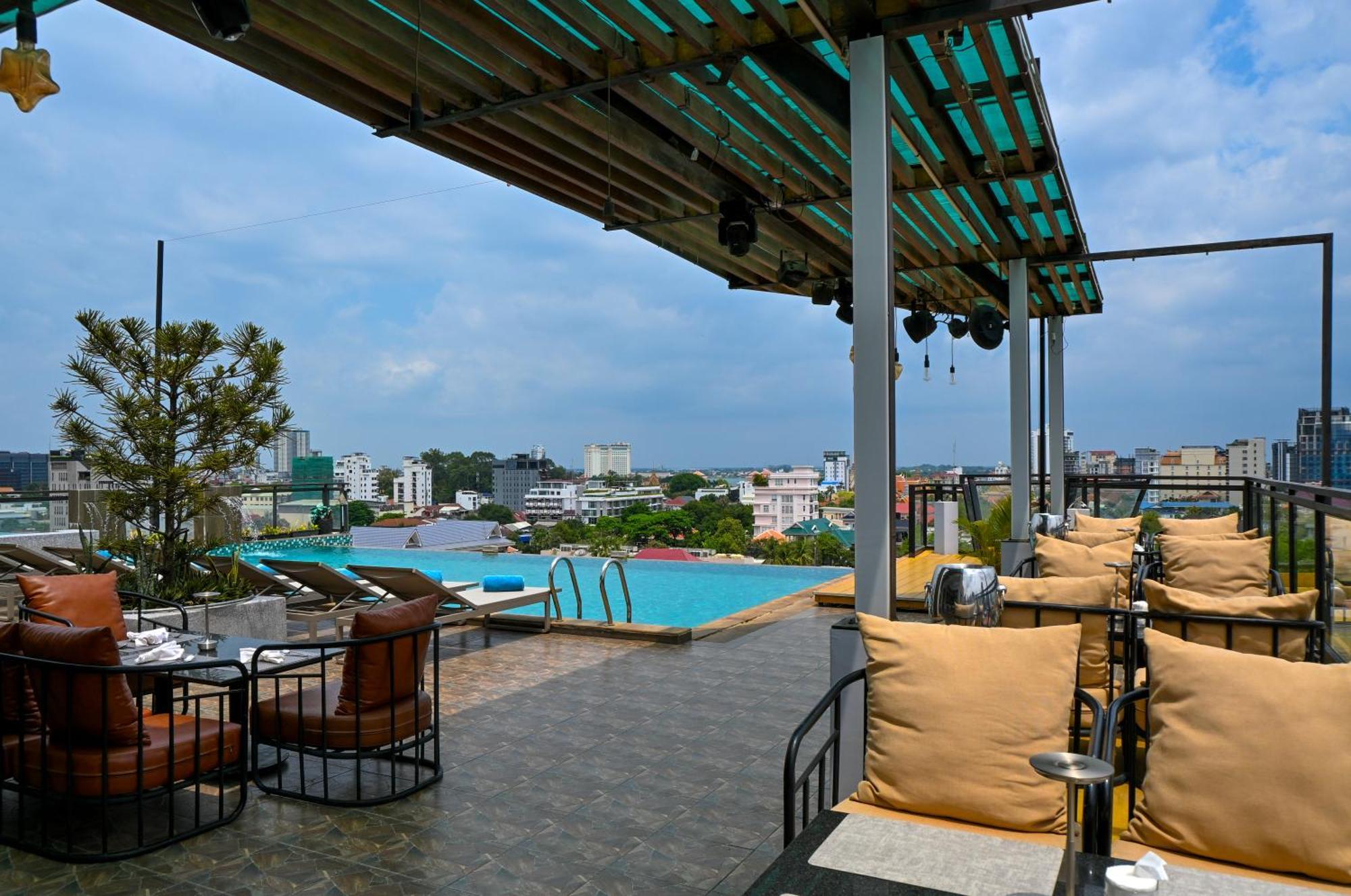 Phnom Penh 51 Hotel & Residences Экстерьер фото