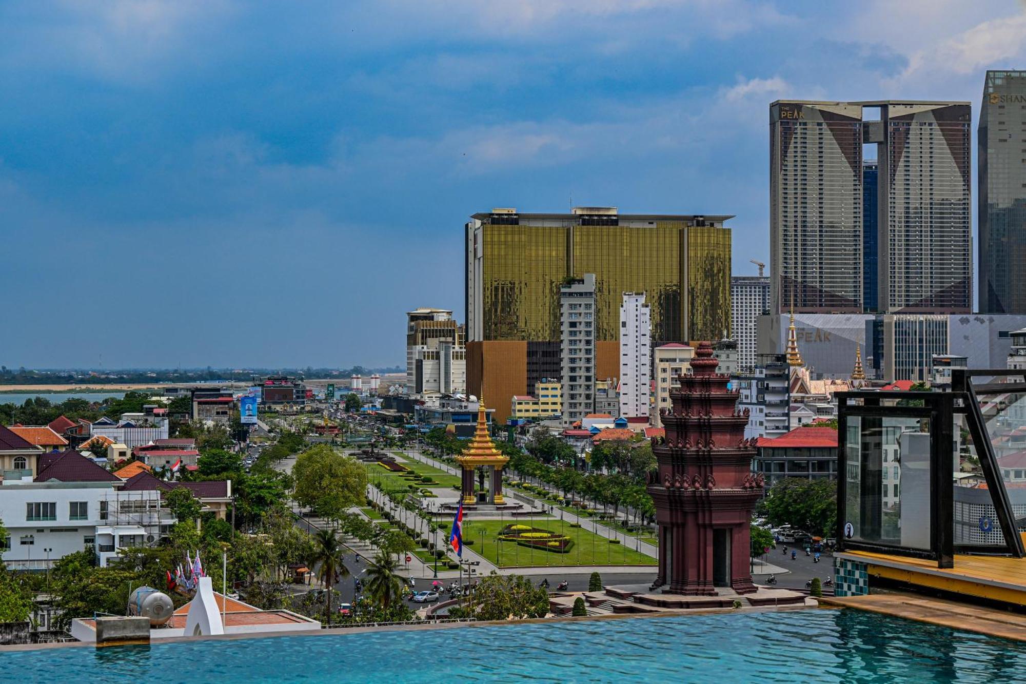 Phnom Penh 51 Hotel & Residences Экстерьер фото