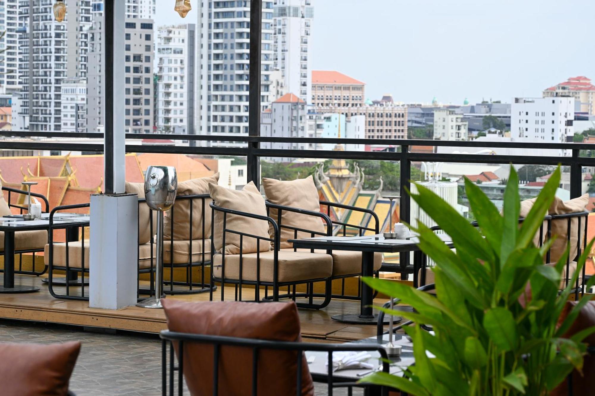Phnom Penh 51 Hotel & Residences Экстерьер фото